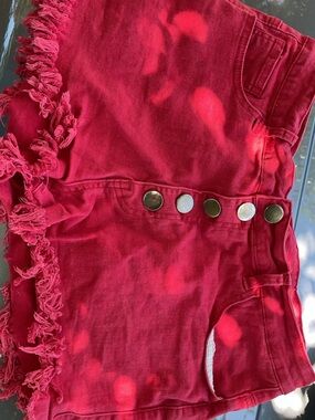 Girls' Red Frayed Hem Shorts